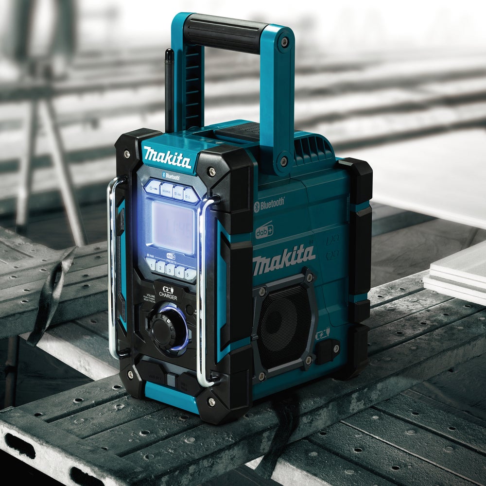 Byggradio med DAB/DAB+ DMR301. Makita