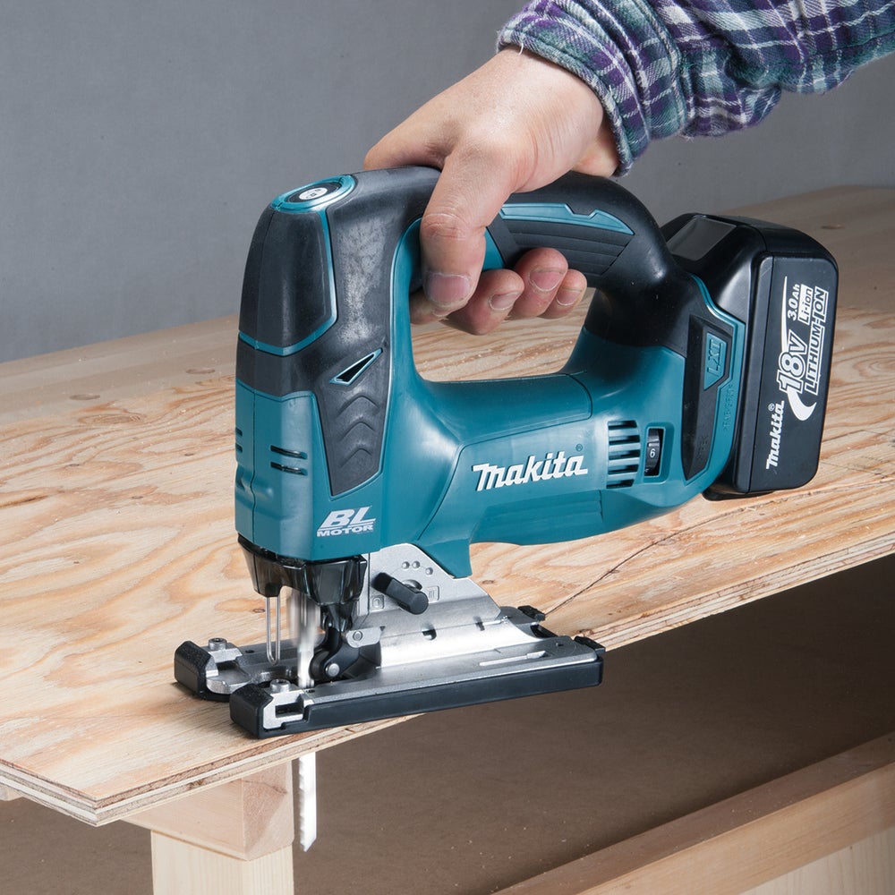 Sticksåg 18V naken, Makita