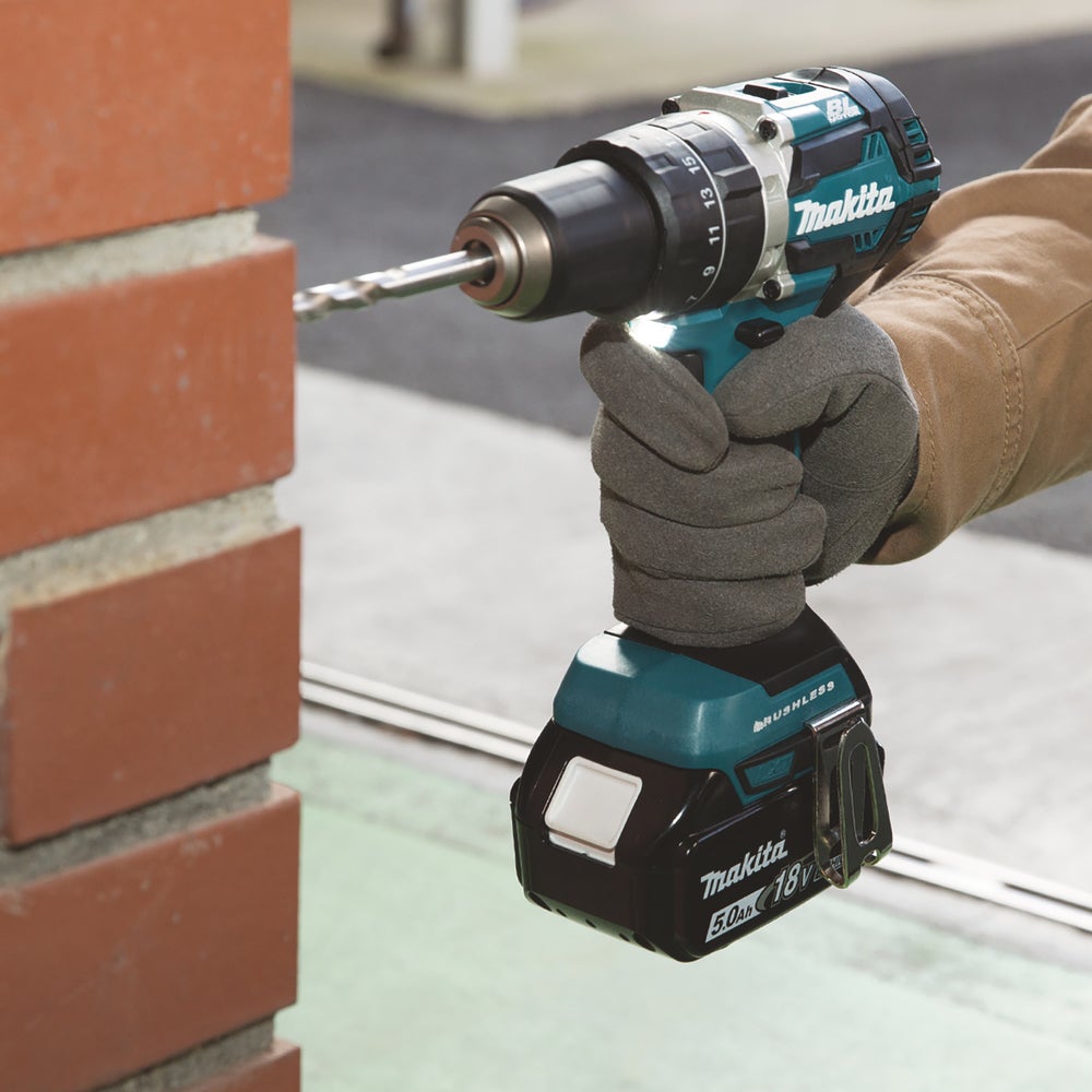 Slagborrmaskin 18V BL. Makita