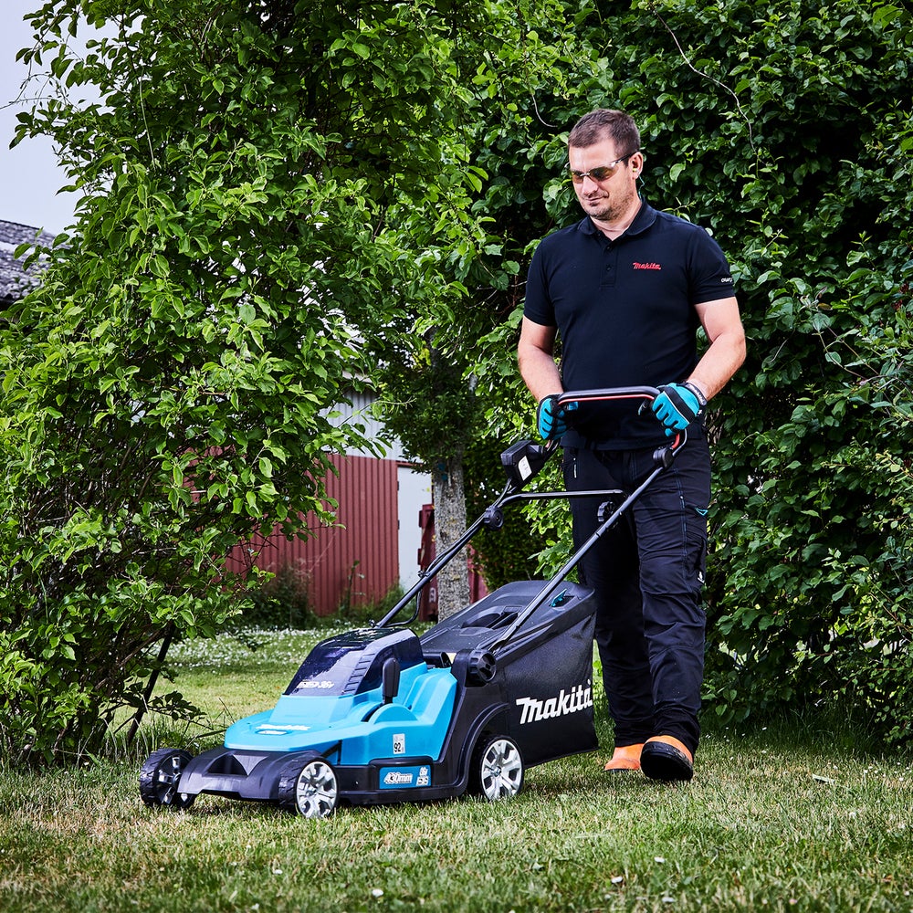 Gräsklippare med uppsamling och bioClip-mulching Z-modell. Makita